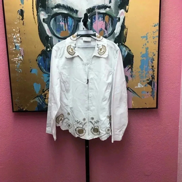 Draper's and Damon's White Embroidered Jacket - Picture 1 of 6